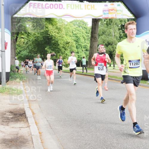 29.06.2025 - hella hamburg halbmarathon MichiJ http://msf.ph/oto/8233264 29.06.2025 10:26:43 Zwischen KM18-KM19 5091, 5791, 7743, 8571, 9017, 9171, 9643, 10793, 10922, 11282, 15382, 16075, 18193, 18277, 18584 meine-sportfotos.de