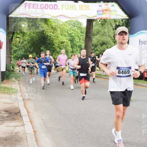29.06.2025 - hella hamburg halbmarathon MichiJ http://msf.ph/oto/8233319 29.06.2025 10:49:46 Zwischen KM18-KM19 1126, 1722, 1724, 4370, 6311, 8469, 9899, 10194, 11402, 12567, 13528, 13739, 13841, 15093, 18028, 18359, 18739, 18796 meine-sportfotos.de