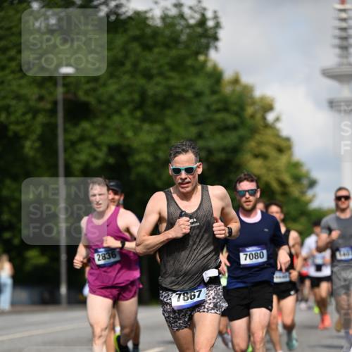 29.06.2025 - hella hamburg halbmarathon Dr. Thomas Lammeyer http://msf.ph/oto/8233327 29.06.2025 09:50:30 Kennedybrücke 1002, 1053, 1396, 1407, 1411, 1910, 1959, 2228, 2563, 2836, 2851, 3790, 3935, 4246, 4740, 5193, 6032, 6305, 6473, 7080, 7622, 7831, 7867, 7972, 9376, 9508, 10771, 11055, 11370 meine-sportfotos.de