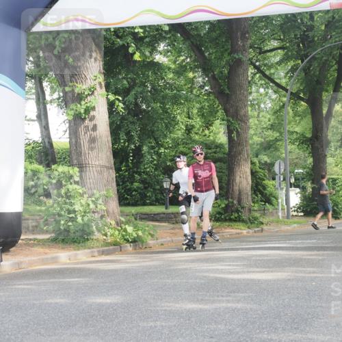 29.06.2025 - hella hamburg halbmarathon KatJ http://msf.ph/oto/8233350 29.06.2025 09:42:42 Zwischen KM18-KM19  meine-sportfotos.de