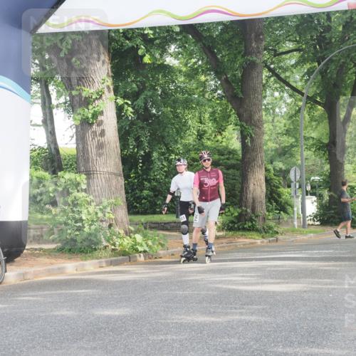 29.06.2025 - hella hamburg halbmarathon KatJ http://msf.ph/oto/8233376 29.06.2025 09:42:42 Zwischen KM18-KM19  meine-sportfotos.de