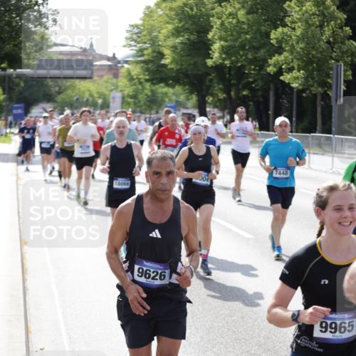 29.06.2025 - hella hamburg halbmarathon Jannik Wohlers http://msf.ph/oto/8233379 29.06.2025 09:53:11 Lombardsbrücke 2365, 2402, 2623, 2890, 2937, 3004, 3146, 3186, 3414, 4140, 4247, 4310, 5362, 5460, 5532, 5692, 6071, 6282, 6375, 6388, 6903, 7385, 7448, 7480, 9126, 9200, 9303, 9626, 9633, 9723, 9965, 11283, 12271, 13009, 13450, 13667, 14034, 14200, 14262, 14275, 14464, 14764, 15519, 15629, 16084, 16105, 16286, 16333, 16685, 16725, 16766, 17032, 17384, 17718, 17729, 17748, 17960, 18066, 18638, 18678, 18922 meine-sportfotos.de