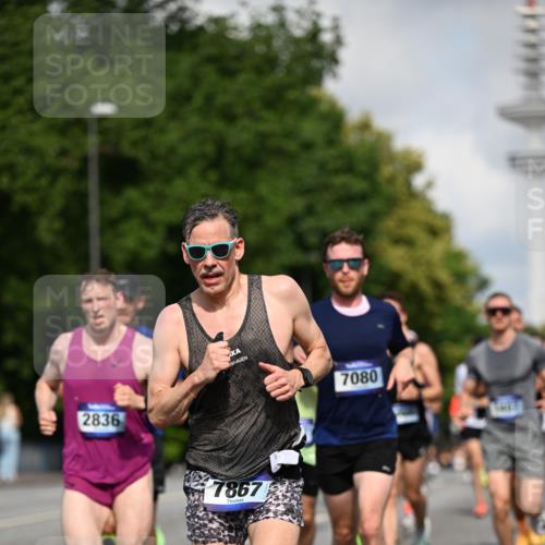 29.06.2025 - hella hamburg halbmarathon Dr. Thomas Lammeyer http://msf.ph/oto/8233384 29.06.2025 09:50:31 Kennedybrücke 1002, 1053, 1396, 1407, 1411, 1910, 1959, 2228, 2563, 2836, 2851, 3790, 3935, 4246, 4740, 5193, 6032, 6305, 6473, 6915, 7080, 7622, 7831, 7867, 7972, 9376, 9508, 10771, 11055, 11370 meine-sportfotos.de