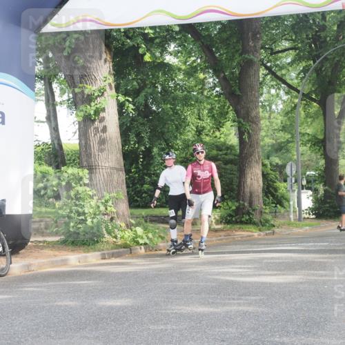 29.06.2025 - hella hamburg halbmarathon KatJ http://msf.ph/oto/8233407 29.06.2025 09:42:42 Zwischen KM18-KM19  meine-sportfotos.de