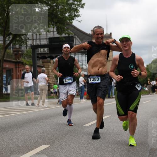 29.06.2025 - hella hamburg halbmarathon Yannick Fuchs http://msf.ph/oto/8233475 29.06.2025 10:47:00 20KM 1257, 1258, 1482, 1683, 2111, 2208, 2346, 2910, 3334, 3399, 3999, 4065, 4419, 4587, 4726, 5077, 5169, 5194, 5607, 5907, 6198, 6897, 7232, 7383, 7509, 8273, 8361, 8587, 8651, 8955, 9065, 9163, 10529, 10724, 11217, 11588, 11589, 11604, 11689, 12155, 12482, 12910, 14805, 15430, 15681, 15980, 16467, 16929, 17710, 18249, 18331, 18720, 18901, 19208, 19244 meine-sportfotos.de