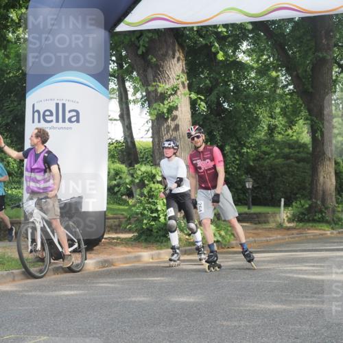 29.06.2025 - hella hamburg halbmarathon KatJ http://msf.ph/oto/8233530 29.06.2025 09:42:43 Zwischen KM18-KM19  meine-sportfotos.de