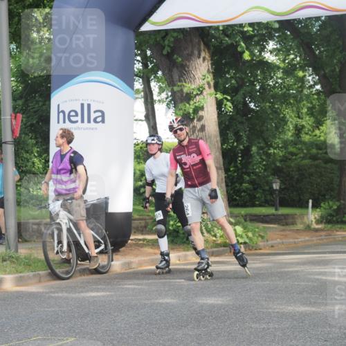 29.06.2025 - hella hamburg halbmarathon KatJ http://msf.ph/oto/8233552 29.06.2025 09:42:43 Zwischen KM18-KM19  meine-sportfotos.de