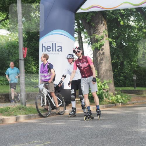 29.06.2025 - hella hamburg halbmarathon KatJ http://msf.ph/oto/8233573 29.06.2025 09:42:43 Zwischen KM18-KM19  meine-sportfotos.de