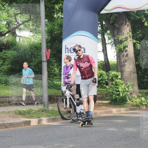 29.06.2025 - hella hamburg halbmarathon KatJ http://msf.ph/oto/8233600 29.06.2025 09:42:44 Zwischen KM18-KM19  meine-sportfotos.de