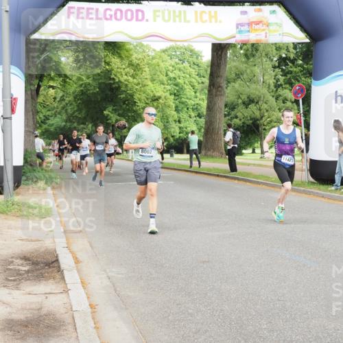 29.06.2025 - hella hamburg halbmarathon MichiJ http://msf.ph/oto/8233713 29.06.2025 10:26:47 Zwischen KM18-KM19 5091, 8002, 9171, 9643, 10922, 11282, 11423, 12900, 15382, 18584 meine-sportfotos.de