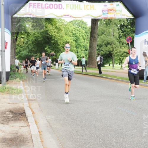 29.06.2025 - hella hamburg halbmarathon MichiJ http://msf.ph/oto/8233775 29.06.2025 10:26:47 Zwischen KM18-KM19 5091, 8002, 9171, 9643, 10922, 11282, 11423, 12900, 15382, 18584 meine-sportfotos.de