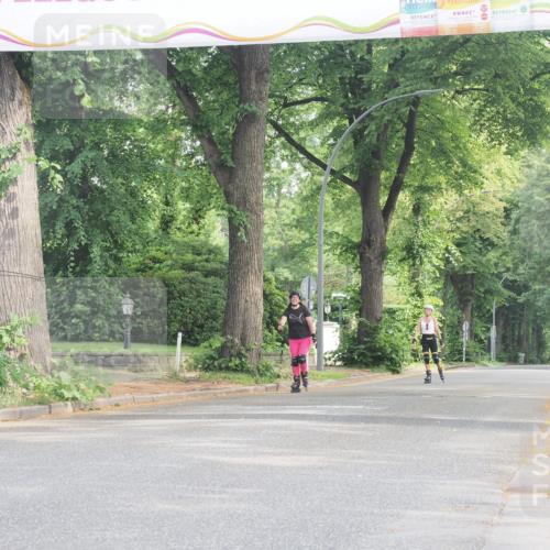 29.06.2025 - hella hamburg halbmarathon KatJ http://msf.ph/oto/8233795 29.06.2025 09:43:26 Zwischen KM18-KM19  meine-sportfotos.de