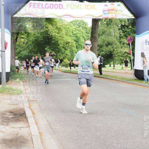 29.06.2025 - hella hamburg halbmarathon MichiJ http://msf.ph/oto/8233809 29.06.2025 10:26:48 Zwischen KM18-KM19 5091, 8002, 9171, 10922, 11282, 11423, 12900, 15382, 18584 meine-sportfotos.de
