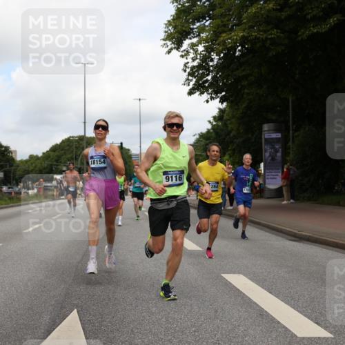 29.06.2025 - hella hamburg halbmarathon Yannick Fuchs http://msf.ph/oto/8233879 29.06.2025 10:34:23 20KM 1358, 1975, 2044, 2563, 2573, 2972, 3547, 3626, 4381, 4398, 4565, 4766, 4888, 5752, 6149, 8319, 8346, 8574, 8933, 9116, 9540, 11284, 11714, 11806, 12046, 12091, 12335, 12372, 13190, 14077, 14272, 14699, 15336, 15421, 15435, 15744, 15828, 17425, 17668, 17792, 17916, 17973, 18013, 18154, 18803 meine-sportfotos.de