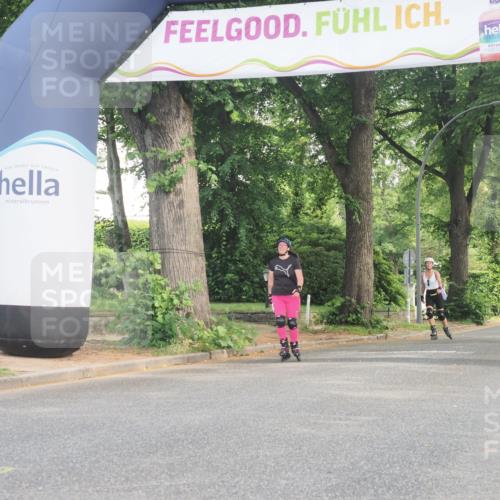 29.06.2025 - hella hamburg halbmarathon KatJ http://msf.ph/oto/8233882 29.06.2025 09:43:28 Zwischen KM18-KM19  meine-sportfotos.de