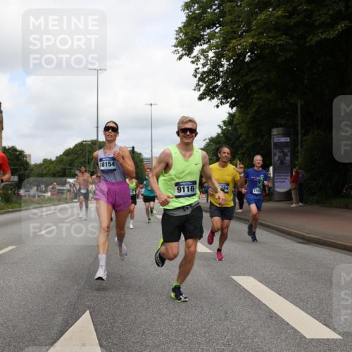 29.06.2025 - hella hamburg halbmarathon Yannick Fuchs http://msf.ph/oto/8233893 29.06.2025 10:34:23 20KM 1358, 1975, 2044, 2563, 2573, 2972, 3547, 3626, 4381, 4398, 4565, 4766, 4888, 5752, 6149, 8319, 8346, 8574, 8933, 9116, 9540, 11284, 11714, 11806, 12046, 12091, 12335, 12372, 13190, 14077, 14272, 14699, 15336, 15421, 15435, 15744, 15828, 17425, 17668, 17792, 17916, 17973, 18013, 18154, 18803 meine-sportfotos.de
