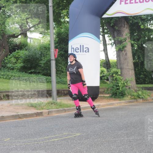 29.06.2025 - hella hamburg halbmarathon KatJ http://msf.ph/oto/8233974 29.06.2025 09:43:30 Zwischen KM18-KM19  meine-sportfotos.de