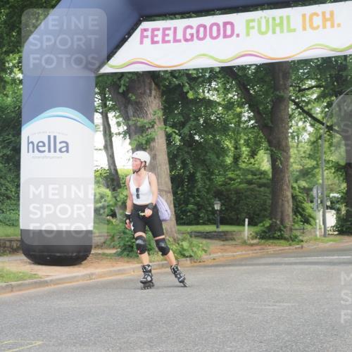 29.06.2025 - hella hamburg halbmarathon KatJ http://msf.ph/oto/8234132 29.06.2025 09:43:32 Zwischen KM18-KM19  meine-sportfotos.de