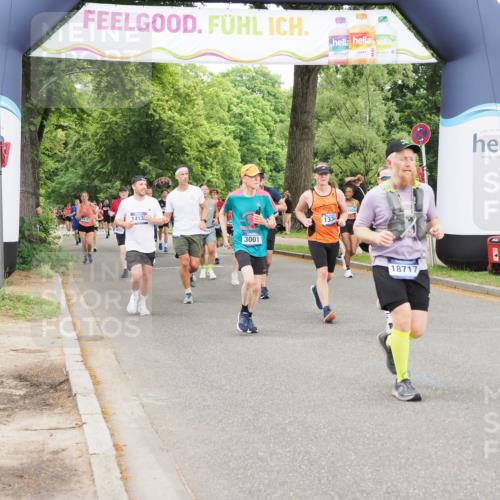 29.06.2025 - hella hamburg halbmarathon MichiJ http://msf.ph/oto/8234147 29.06.2025 10:49:52 Zwischen KM18-KM19 1126, 1254, 1334, 1573, 1722, 1724, 1881, 3001, 4370, 4665, 5734, 8822, 9718, 10214, 13528, 15093, 15252, 17757, 18028, 18717 meine-sportfotos.de