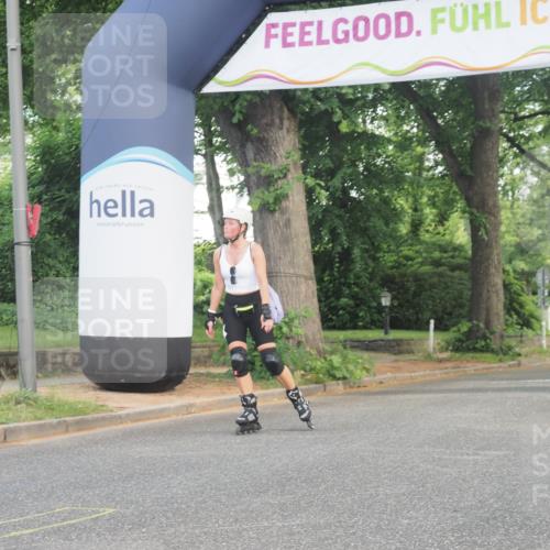 29.06.2025 - hella hamburg halbmarathon KatJ http://msf.ph/oto/8234152 29.06.2025 09:43:32 Zwischen KM18-KM19  meine-sportfotos.de