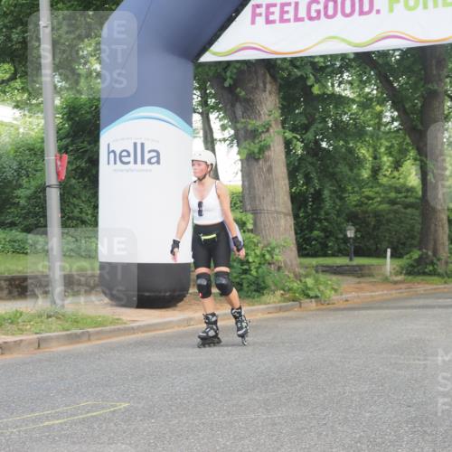 29.06.2025 - hella hamburg halbmarathon KatJ http://msf.ph/oto/8234170 29.06.2025 09:43:32 Zwischen KM18-KM19  meine-sportfotos.de