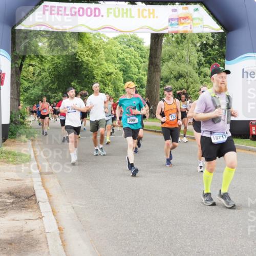 29.06.2025 - hella hamburg halbmarathon MichiJ http://msf.ph/oto/8234186 29.06.2025 10:49:52 Zwischen KM18-KM19 1126, 1254, 1334, 1573, 1722, 1724, 1881, 3001, 4370, 4665, 5734, 8822, 9718, 10214, 13528, 15093, 15252, 17757, 18028, 18717 meine-sportfotos.de