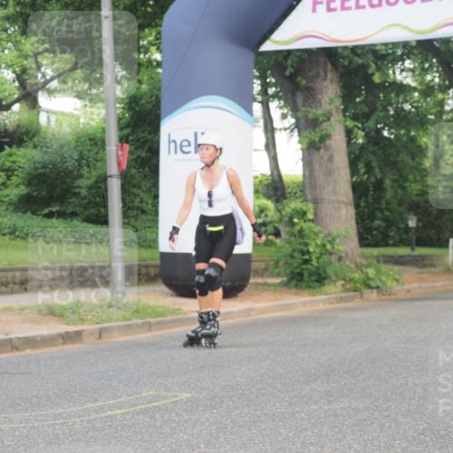 29.06.2025 - hella hamburg halbmarathon KatJ http://msf.ph/oto/8234200 29.06.2025 09:43:33 Zwischen KM18-KM19  meine-sportfotos.de