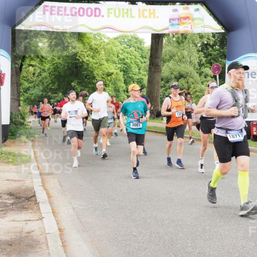 29.06.2025 - hella hamburg halbmarathon MichiJ http://msf.ph/oto/8234226 29.06.2025 10:49:52 Zwischen KM18-KM19 1126, 1254, 1334, 1573, 1722, 1724, 1881, 3001, 4370, 4665, 5734, 8822, 9718, 10214, 13528, 15093, 15252, 17757, 18028, 18717 meine-sportfotos.de
