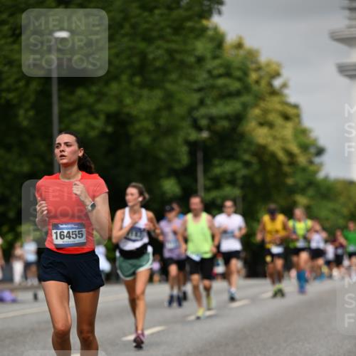 29.06.2025 - hella hamburg halbmarathon Dr. Thomas Lammeyer http://msf.ph/oto/8234328 29.06.2025 10:13:36 Kennedybrücke 3921, 5511, 7081, 7187, 7333, 7636, 9306, 9366, 9434, 9674, 9781, 10036, 10819, 10943, 11067 meine-sportfotos.de