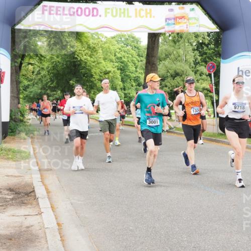 29.06.2025 - hella hamburg halbmarathon MichiJ http://msf.ph/oto/8234329 29.06.2025 10:49:53 Zwischen KM18-KM19 1126, 1254, 1334, 1573, 1722, 1724, 1881, 3001, 4370, 4665, 5734, 8822, 9718, 10214, 12004, 13528, 14135, 15252, 16808, 17757, 18717 meine-sportfotos.de