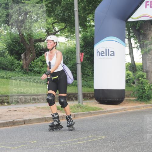 29.06.2025 - hella hamburg halbmarathon KatJ http://msf.ph/oto/8234331 29.06.2025 09:43:33 Zwischen KM18-KM19  meine-sportfotos.de