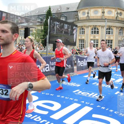 29.06.2025 - hella hamburg halbmarathon Michael Strokosch http://msf.ph/oto/8234340 29.06.2025 10:47:35 Ziel 1012, 1070, 1320, 1592, 1696, 2284, 2839, 2869, 2953, 3304, 5532, 5889, 6009, 8023, 8234, 8852, 8927, 9305, 10969, 11021, 12870, 13223, 13303, 14619, 15451, 15479, 15923, 17846, 17905, 18104, 18758, 19181 meine-sportfotos.de