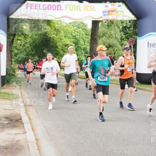 29.06.2025 - hella hamburg halbmarathon MichiJ http://msf.ph/oto/8234422 29.06.2025 10:49:53 Zwischen KM18-KM19 1126, 1254, 1334, 1573, 1722, 1724, 1881, 3001, 4370, 4665, 5734, 8822, 9718, 10214, 12004, 13528, 14135, 15252, 16808, 17757, 18717 meine-sportfotos.de