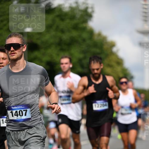 29.06.2025 - hella hamburg halbmarathon Dr. Thomas Lammeyer http://msf.ph/oto/8234440 29.06.2025 09:50:34 Kennedybrücke 1002, 1396, 1407, 1411, 1910, 1959, 2228, 2563, 2836, 2851, 3790, 3935, 4246, 4740, 5193, 6032, 6305, 6473, 6915, 7080, 7622, 7831, 7867, 7972, 8366, 9376, 9508, 10771, 11055, 11370 meine-sportfotos.de