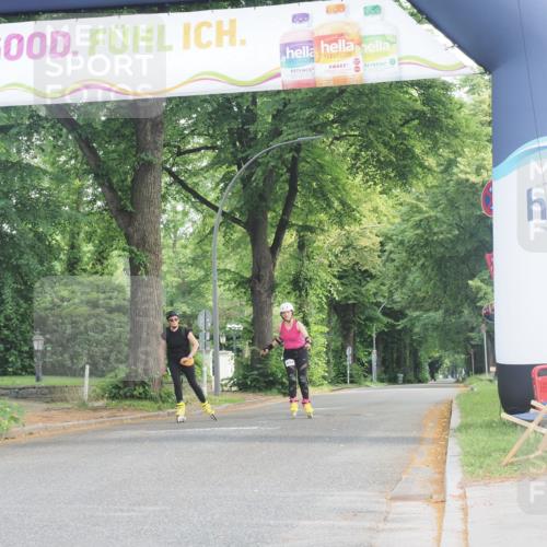 29.06.2025 - hella hamburg halbmarathon KatJ http://msf.ph/oto/8234451 29.06.2025 09:44:04 Zwischen KM18-KM19  meine-sportfotos.de