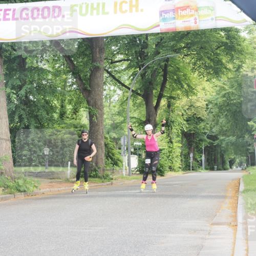29.06.2025 - hella hamburg halbmarathon KatJ http://msf.ph/oto/8234511 29.06.2025 09:44:05 Zwischen KM18-KM19  meine-sportfotos.de