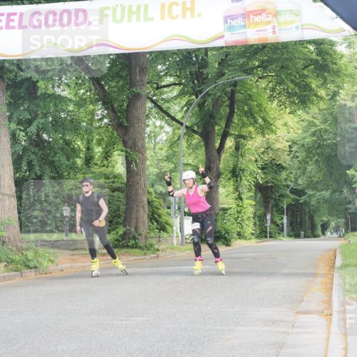 29.06.2025 - hella hamburg halbmarathon KatJ http://msf.ph/oto/8234559 29.06.2025 09:44:06 Zwischen KM18-KM19  meine-sportfotos.de