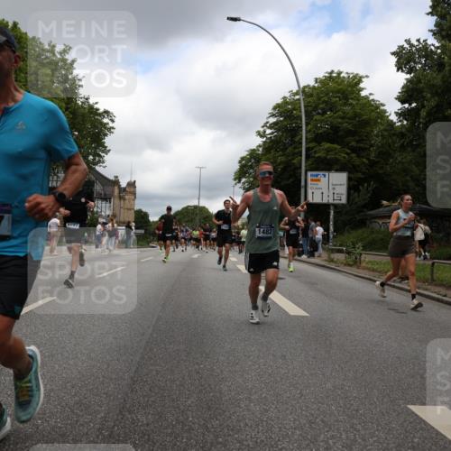 29.06.2025 - hella hamburg halbmarathon Yannick Fuchs http://msf.ph/oto/8234634 29.06.2025 10:47:02 20KM 1258, 1482, 1683, 2074, 2111, 2208, 2346, 2910, 3334, 3399, 3999, 4065, 4419, 4587, 4726, 5077, 5169, 5194, 5607, 5907, 6198, 6897, 7232, 7383, 7509, 8273, 8361, 8587, 8651, 8955, 9065, 9163, 9537, 10529, 10724, 11217, 11588, 11589, 11604, 11689, 11992, 12155, 12482, 12875, 12910, 14805, 15430, 15681, 15980, 16467, 16929, 17710, 18249, 18331, 18720, 18901, 19208, 19244 meine-sportfotos.de