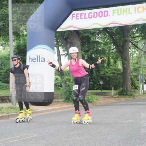29.06.2025 - hella hamburg halbmarathon KatJ http://msf.ph/oto/8234750 29.06.2025 09:44:08 Zwischen KM18-KM19  meine-sportfotos.de