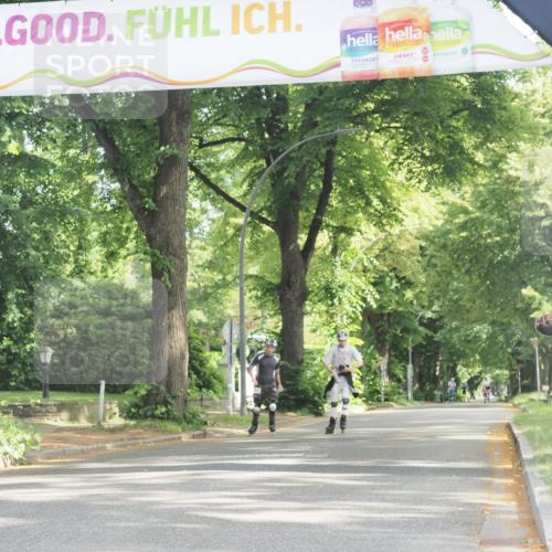 29.06.2025 - hella hamburg halbmarathon KatJ http://msf.ph/oto/8234874 29.06.2025 09:46:52 Zwischen KM18-KM19  meine-sportfotos.de