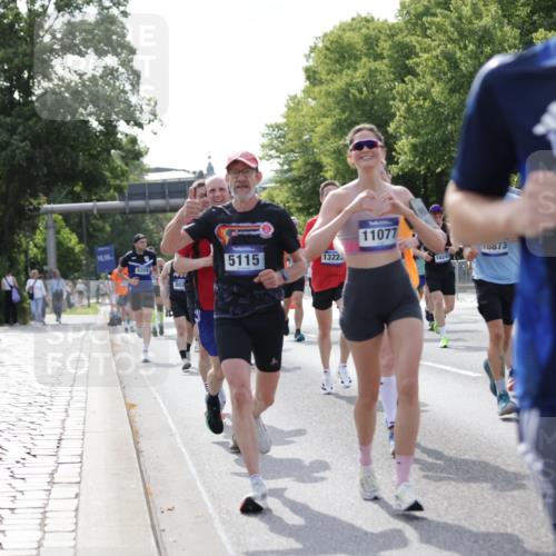 29.06.2025 - hella hamburg halbmarathon Jannik Wohlers http://msf.ph/oto/8234897 29.06.2025 09:53:21 Lombardsbrücke 2270, 2516, 2823, 2890, 2937, 3004, 3186, 3414, 4140, 4247, 4949, 5115, 5362, 5532, 5650, 6071, 6309, 6388, 6575, 6903, 7385, 7448, 7480, 8023, 8269, 9030, 9626, 9633, 9723, 9965, 10792, 11077, 12271, 13223, 13225, 13554, 13667, 14262, 14618, 14619, 14764, 15026, 15611, 15851, 16084, 16136, 16466, 16475, 16549, 16624, 16625, 16677, 16766, 17032, 17033, 17376, 17384, 17748, 17960, 18066, 18249, 18638, 18678, 18718, 18790, 18873, 18922 meine-sportfotos.de