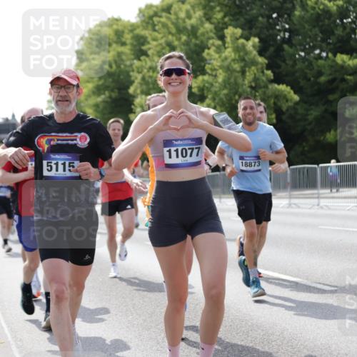 29.06.2025 - hella hamburg halbmarathon Jannik Wohlers http://msf.ph/oto/8234994 29.06.2025 09:53:22 Lombardsbrücke 2270, 2516, 2823, 2890, 2937, 3004, 3186, 3414, 4140, 4247, 4949, 5115, 5362, 5532, 5650, 6309, 6388, 6575, 6903, 7167, 7385, 7448, 7480, 8023, 8269, 9030, 9043, 9626, 9633, 9723, 9965, 10792, 11077, 11936, 12271, 13223, 13225, 13554, 13667, 14262, 14618, 14619, 14764, 15026, 15611, 15851, 16084, 16136, 16466, 16475, 16549, 16624, 16625, 16677, 16766, 17032, 17033, 17376, 17384, 18066, 18249, 18638, 18678, 18718, 18790, 18873, 18922 meine-sportfotos.de