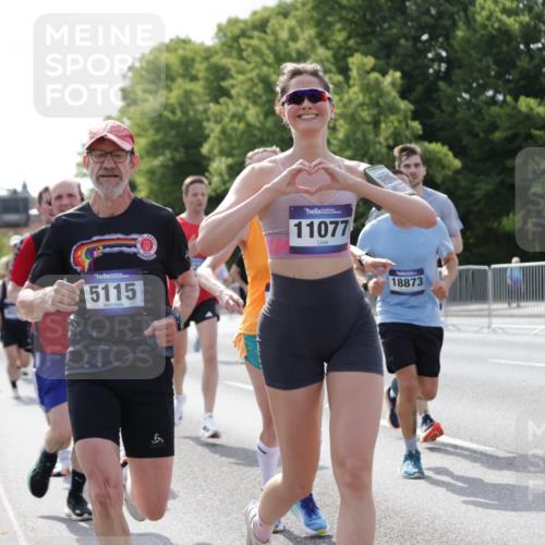 29.06.2025 - hella hamburg halbmarathon Jannik Wohlers http://msf.ph/oto/8235037 29.06.2025 09:53:22 Lombardsbrücke 2270, 2516, 2823, 2890, 2937, 3004, 3186, 3414, 4140, 4247, 4949, 5115, 5362, 5532, 5650, 6309, 6388, 6575, 6903, 7167, 7385, 7448, 7480, 8023, 8269, 9030, 9043, 9626, 9633, 9723, 9965, 10792, 11077, 11936, 12271, 13223, 13225, 13554, 13667, 14262, 14618, 14619, 14764, 15026, 15611, 15851, 16084, 16136, 16466, 16475, 16549, 16624, 16625, 16677, 16766, 17032, 17033, 17376, 17384, 18066, 18249, 18638, 18678, 18718, 18790, 18873, 18922 meine-sportfotos.de