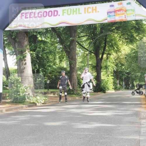 29.06.2025 - hella hamburg halbmarathon KatJ http://msf.ph/oto/8235096 29.06.2025 09:46:56 Zwischen KM18-KM19  meine-sportfotos.de