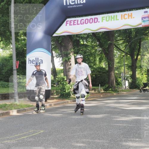 29.06.2025 - hella hamburg halbmarathon KatJ http://msf.ph/oto/8235314 29.06.2025 09:46:58 Zwischen KM18-KM19  meine-sportfotos.de