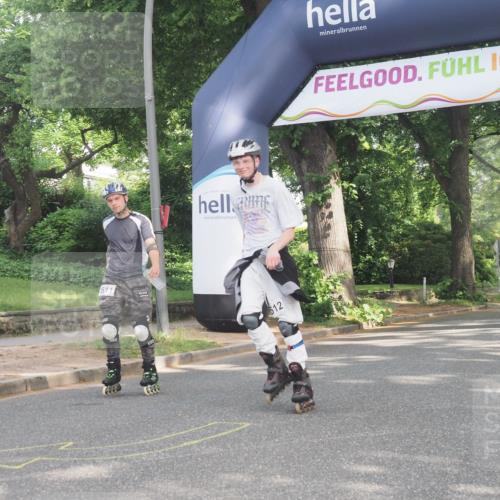 29.06.2025 - hella hamburg halbmarathon KatJ http://msf.ph/oto/8235386 29.06.2025 09:46:59 Zwischen KM18-KM19  meine-sportfotos.de