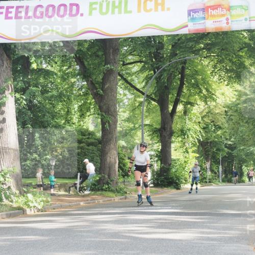 29.06.2025 - hella hamburg halbmarathon KatJ http://msf.ph/oto/8235465 29.06.2025 09:47:09 Zwischen KM18-KM19  meine-sportfotos.de