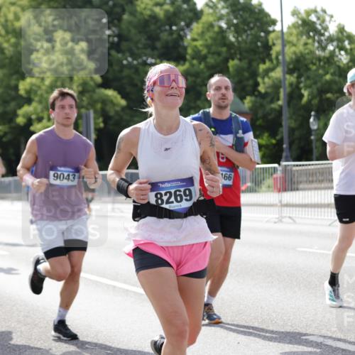 29.06.2025 - hella hamburg halbmarathon Jannik Wohlers http://msf.ph/oto/8235653 29.06.2025 09:53:29 Lombardsbrücke 1098, 2270, 2516, 2823, 2890, 2937, 4140, 4235, 4247, 4949, 5115, 5362, 5528, 5532, 5650, 6309, 6388, 6575, 7167, 7385, 7480, 7734, 8023, 8269, 9030, 9043, 9105, 9619, 9633, 10792, 11077, 11936, 13223, 13225, 13554, 13667, 14415, 14618, 14619, 14730, 14764, 15026, 15611, 15851, 16081, 16136, 16466, 16475, 16549, 16624, 16625, 16677, 16766, 17032, 17033, 17363, 17376, 17864, 17997, 18249, 18718, 18790, 18873, 19112 meine-sportfotos.de