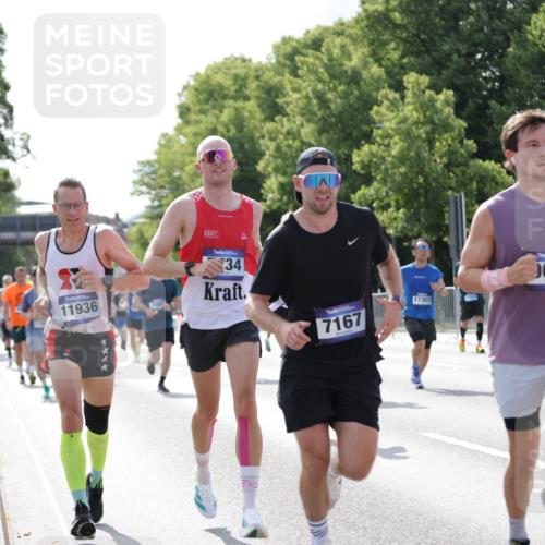 29.06.2025 - hella hamburg halbmarathon Jannik Wohlers http://msf.ph/oto/8235677 29.06.2025 09:53:29 Lombardsbrücke 1098, 2270, 2516, 2823, 2890, 2937, 4140, 4235, 4247, 4949, 5115, 5362, 5528, 5532, 5650, 6309, 6388, 6575, 7167, 7385, 7480, 7734, 8023, 8269, 9030, 9043, 9105, 9619, 9633, 10792, 11077, 11936, 13223, 13225, 13554, 13667, 14415, 14618, 14619, 14730, 14764, 15026, 15611, 15851, 16081, 16136, 16466, 16475, 16549, 16624, 16625, 16677, 16766, 17032, 17033, 17363, 17376, 17864, 17997, 18249, 18718, 18790, 18873, 19112 meine-sportfotos.de