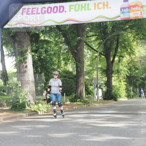 29.06.2025 - hella hamburg halbmarathon KatJ http://msf.ph/oto/8235837 29.06.2025 09:47:14 Zwischen KM18-KM19  meine-sportfotos.de